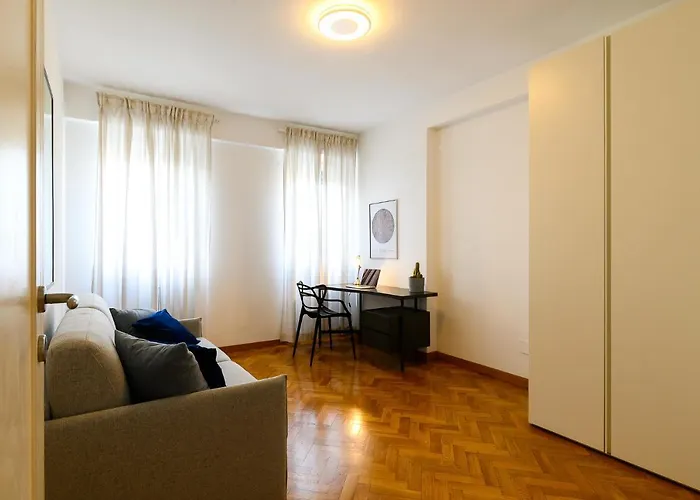 Peaceful Penthouse With Garage By Ndp Rent *